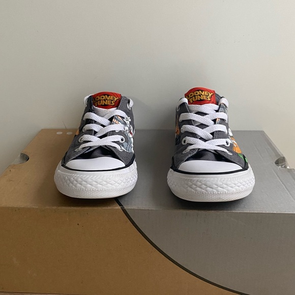 Converse Chuck Taylor All Star Looney Tunes Bugs Bunny Daffy Shoes - Size 13 C - Picture 12 of 13